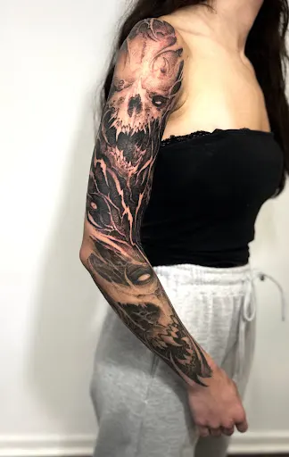 XY STUDIO - studio tatuażu i piercingu w Gdańsku - Tattoo & piercing Gdańsk